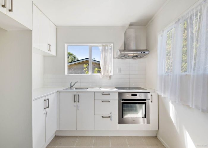  at 2A Pine Street, New Lynn, Waitakere City, Auckland