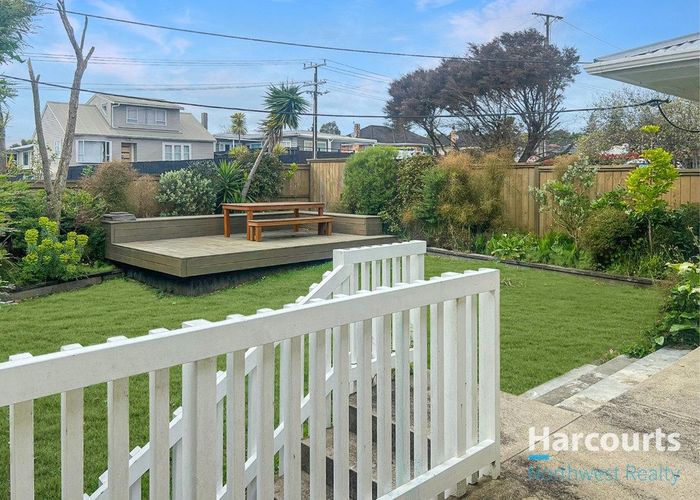 at 11 Kamara Road, Glen Eden, Waitakere City, Auckland