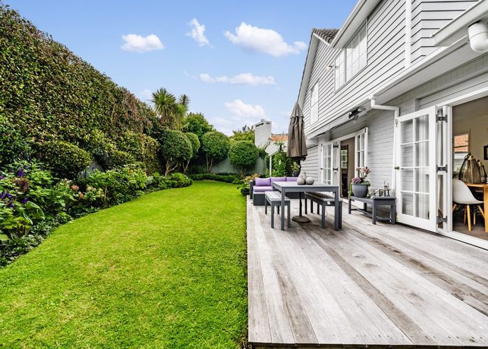  at 4 Dempsey Street, Remuera, Auckland