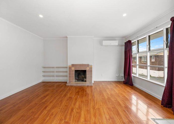  at 2/3202 Great North Road, New Lynn, Waitakere City, Auckland
