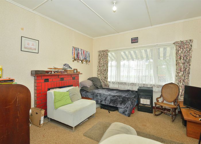  at 2 Cochrane Street, Elgin, Gisborne