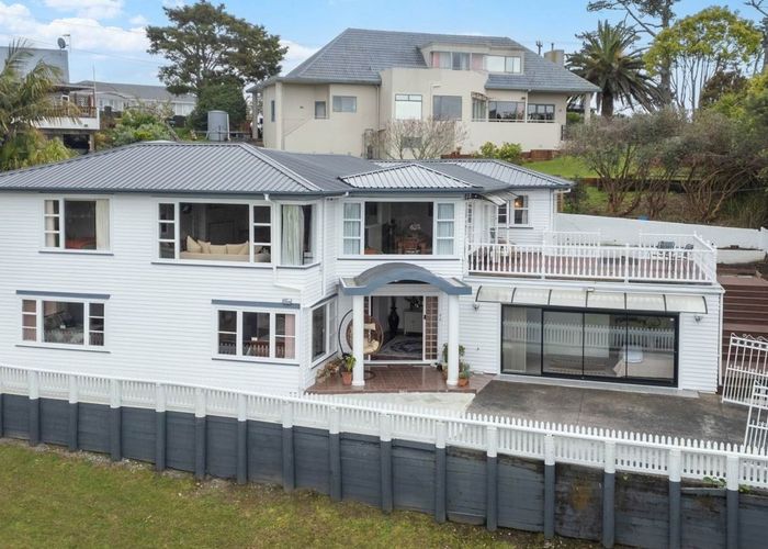  at 35 Endeavour Street, Blockhouse Bay, Auckland