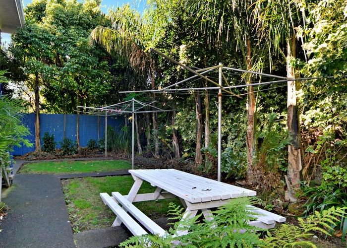  at 35 Reimers Avenue, Mount Eden, Auckland City, Auckland