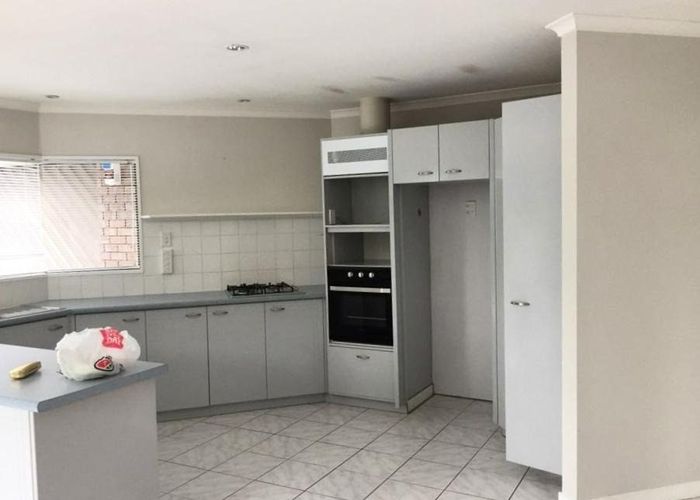  at 10E Grange Street, Hillsborough, Christchurch City, Canterbury