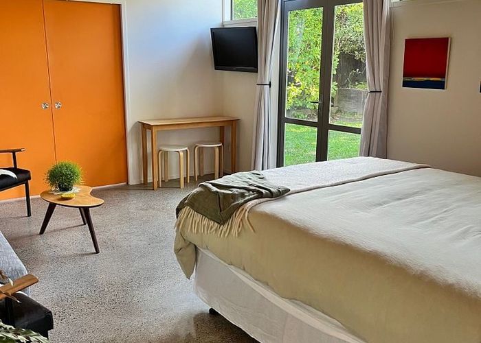  at 19 Old Mill Road, Grey Lynn, Auckland City, Auckland