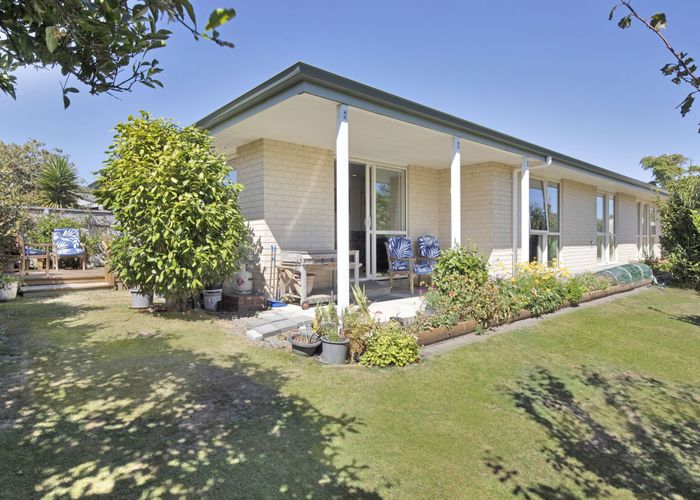  at 89 Cedar Drive, Paraparaumu Beach, Paraparaumu