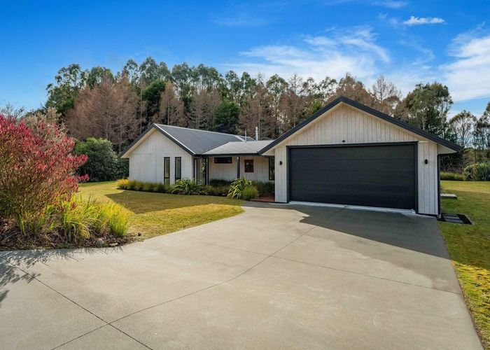  at 55 Stewart Glen, Taupo
