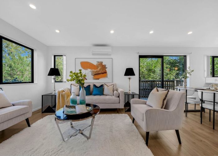  at 14a Oaktree Avenue, Browns Bay, North Shore City, Auckland