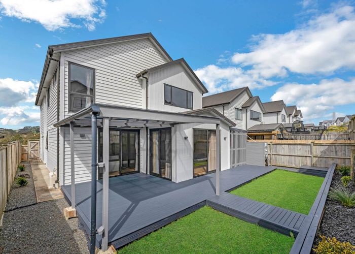  at 3 Cyperus Street, Flat Bush, Manukau City, Auckland