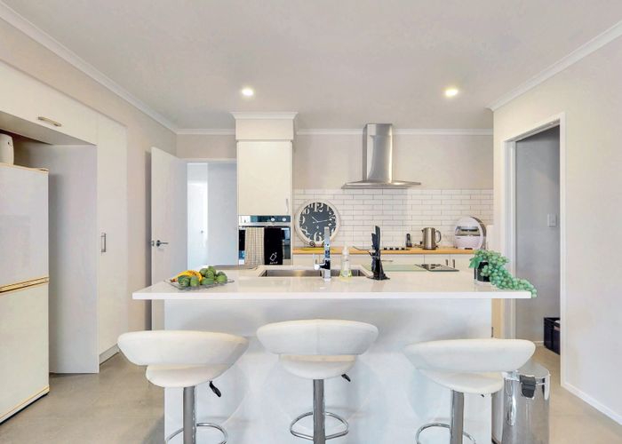  at 5 Awataha Crescent, Pyes Pa, Tauranga, Bay Of Plenty