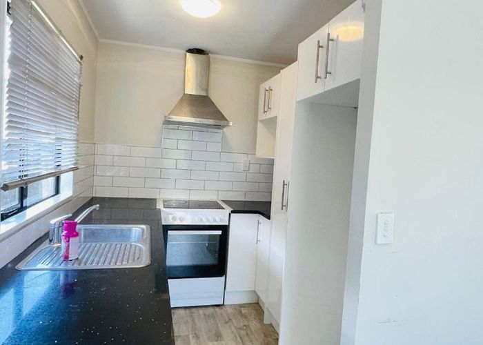  at 471 Massey Road, Mangere East, Auckland