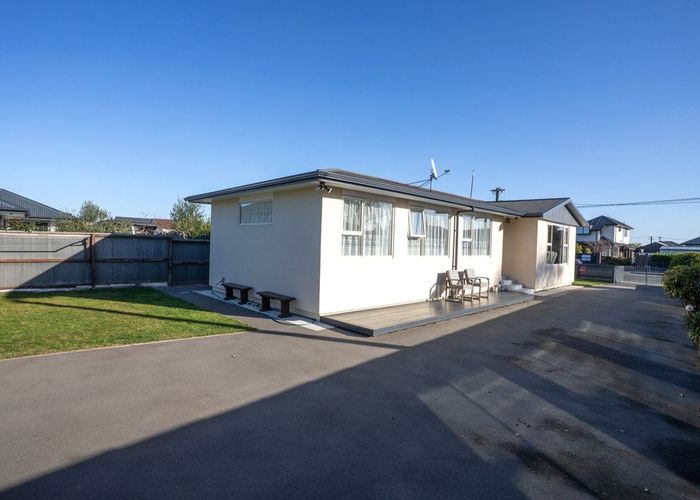  at 174 Bower Avenue, New Brighton, Christchurch City, Canterbury