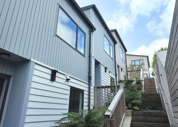  at 44D Cyclarama Crescent, Massey, Waitakere City, Auckland