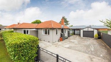  at 921 Upper Main Street, Roslyn, Palmerston North