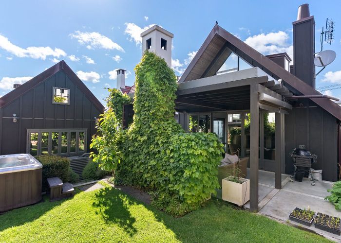  at 14 Rewiti Avenue, Takapuna, North Shore City, Auckland