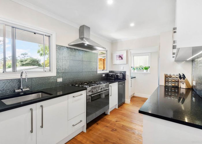  at 24 Grassmere Road, Henderson Valley, Auckland