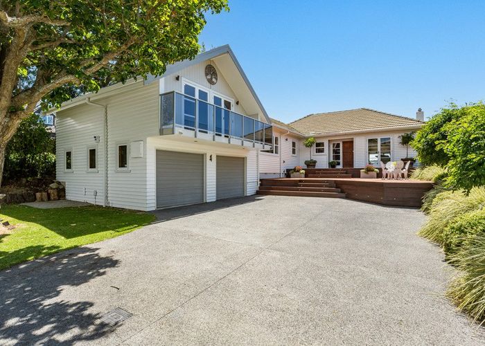  at 61 Seaview Road, Paremata, Porirua, Wellington