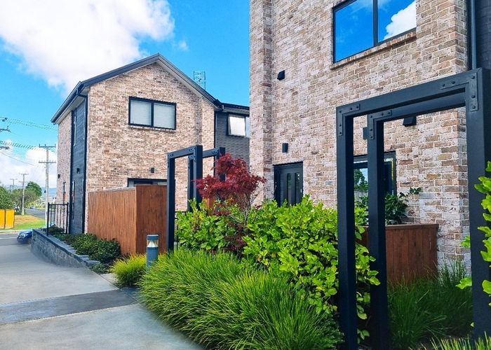  at 4/57 Taikata Road, Te Atatu Peninsula, Waitakere City, Auckland
