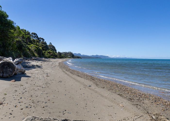  at 1432 Takaka-Collingwood Highway, Takaka