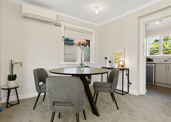  at 2/4 View Road, Mount Eden, Auckland City, Auckland