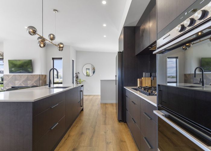  at 19 Silverton Avenue, Wai O Taiki Bay, Auckland City, Auckland