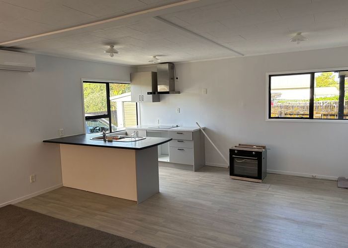  at 6 Glenlea Place, Flat Bush, Manukau City, Auckland