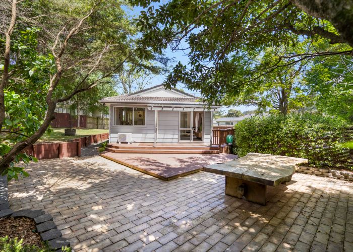  at 4 Urban Grove, Ranui, Auckland