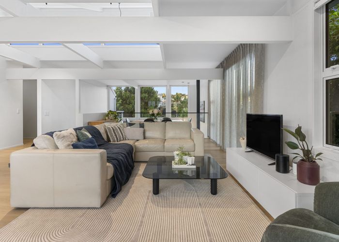  at 92 Parr Terrace, Castor Bay, North Shore City, Auckland