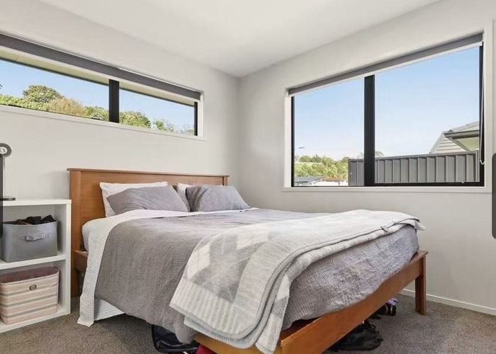  at 72 Pakanga Grove, Pyes Pa, Tauranga