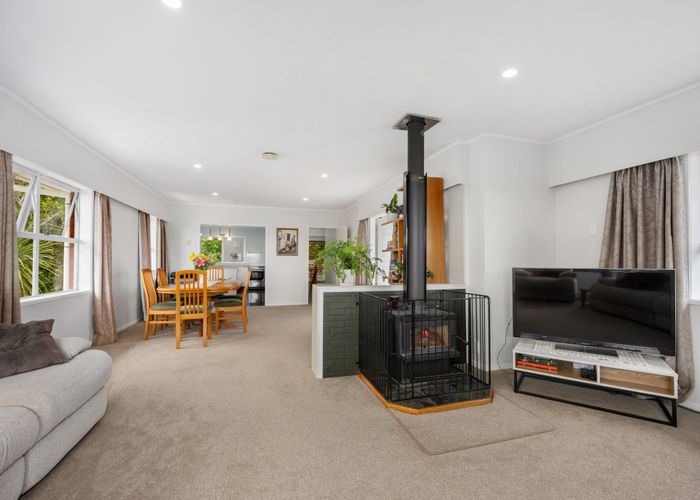  at 1/4 Acacia Road, Torbay, North Shore City, Auckland