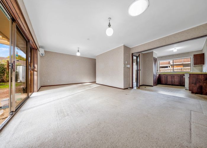  at 2/20 Ihaka Place, Papatoetoe, Manukau City, Auckland