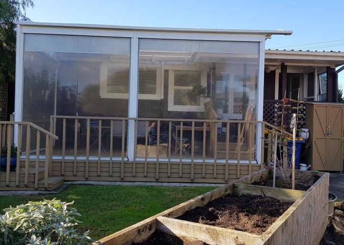  at 38 Sunnynook Road, Sunnynook, Auckland