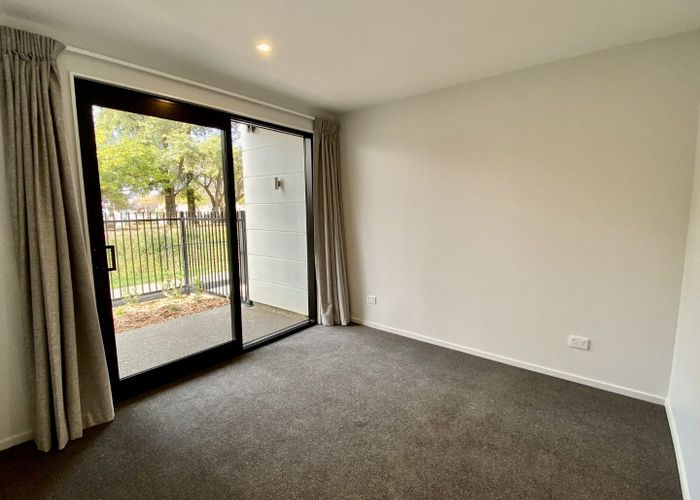  at 4/27 Harewood Road, Papanui, Christchurch City, Canterbury