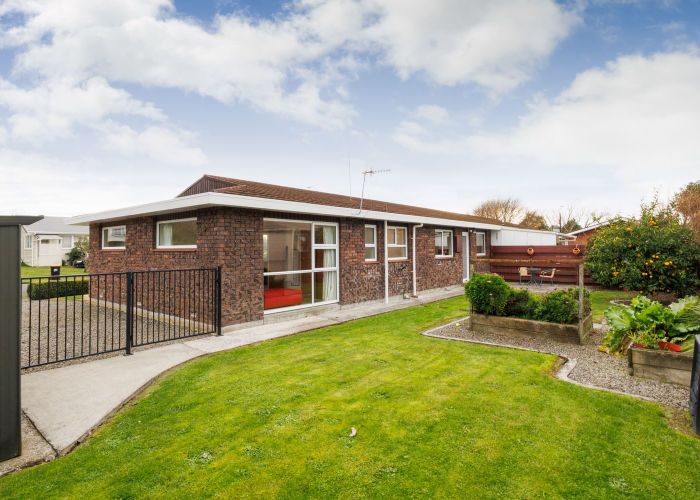  at 2 Wharite Place, Awapuni, Palmerston North, Manawatu / Whanganui