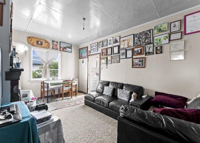  at 39 Hain Avenue, Mangere East, Auckland