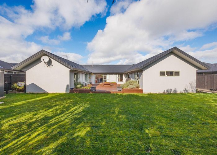  at 82 James Line, Kelvin Grove, Palmerston North, Manawatu / Whanganui