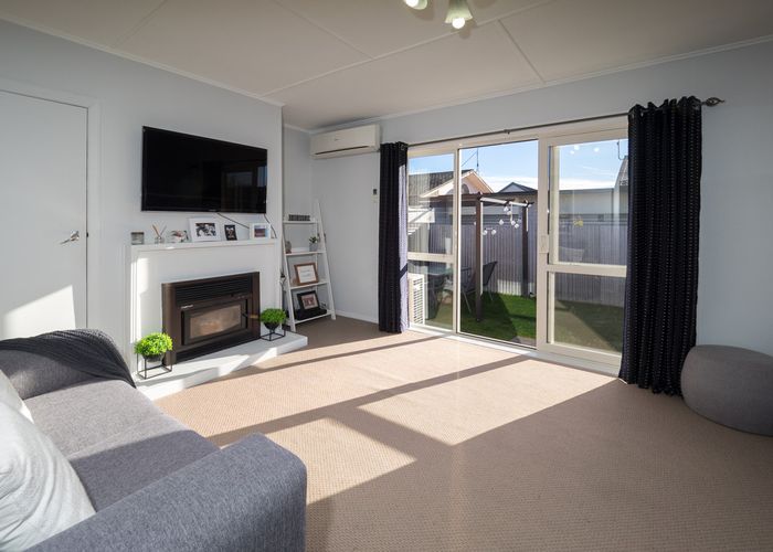  at 1/17 THOMAS STREET, Allenton, ASHBURTON