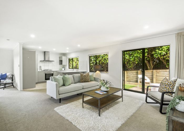  at 44 Killybegs Drive, Pinehill, North Shore City, Auckland