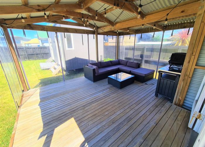  at 142 The Fairway, Matarangi
