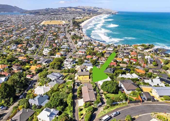  at 106 Cliffs Road, Saint Clair, Dunedin