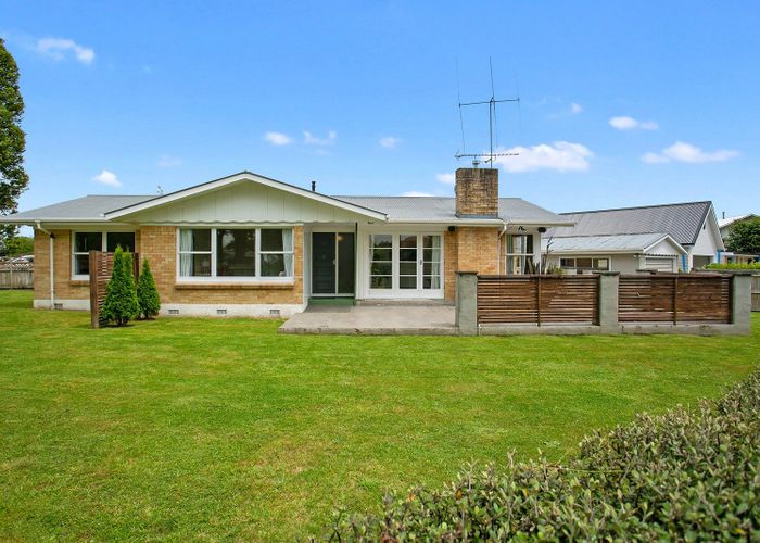  at 62 Hall Street, Cambridge, Cambridge