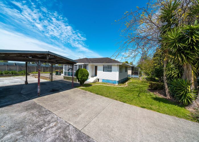  at 21 Avro Place, Mangere, Auckland