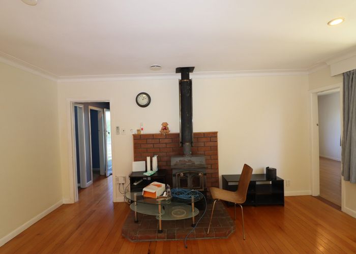  at 1/41 Pomaria Road, Henderson, Auckland