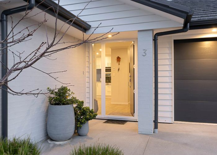  at 3 Eric Farley Drive, Kumeu