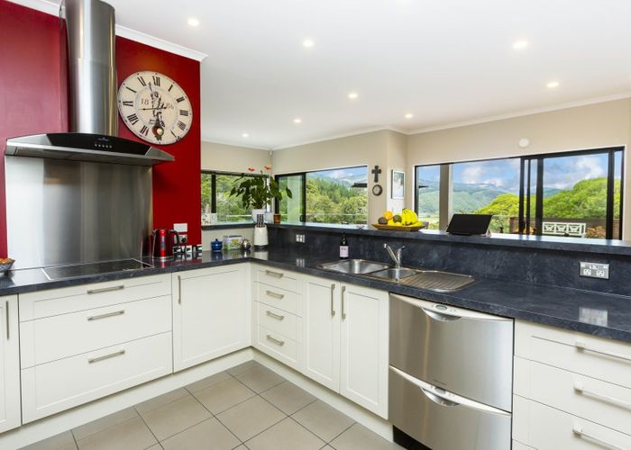  at 12 Sylvan Way, Silverstream, Upper Hutt