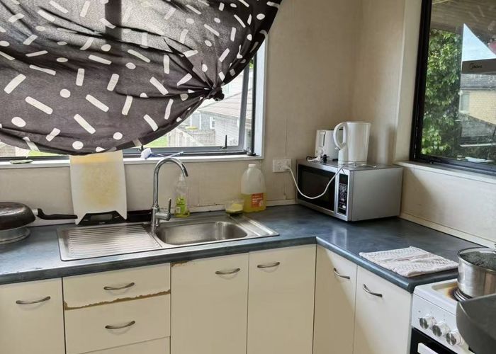  at 20a Commissarial Road, Mount Wellington, Auckland City, Auckland