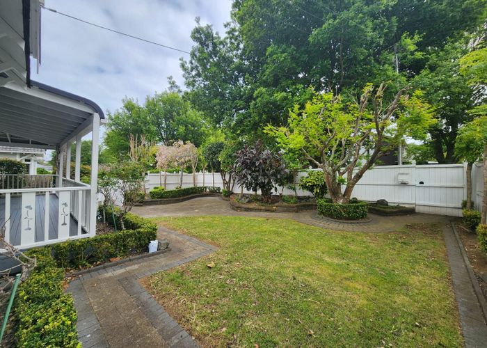 at 6 Acorn Street, Royal Oak, Auckland