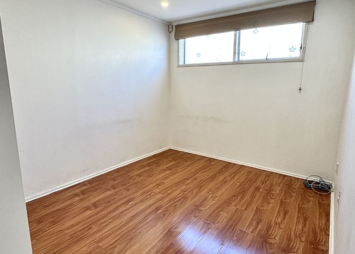  at 23 Lyttelton Avenue, Forrest Hill, North Shore City, Auckland
