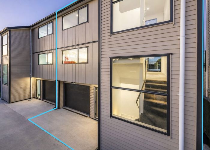  at 31D Waddell Avenue, Point England, Auckland City, Auckland