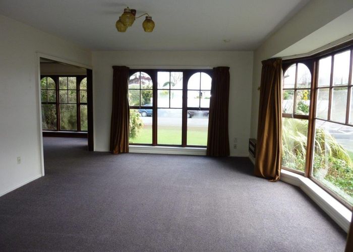  at 12 Brookby Crescent, Avonhead, Christchurch City, Canterbury